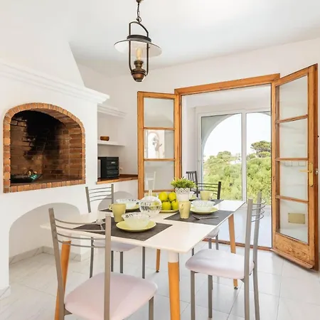 Вилла Xabec By *